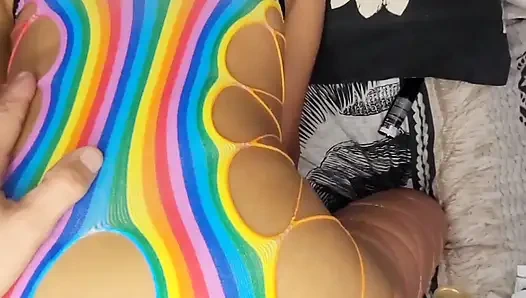 Bu sevimli Asyalı sürtük için ilk anal.