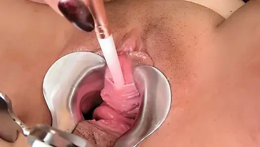 Stretching my peehole with a makeup brush