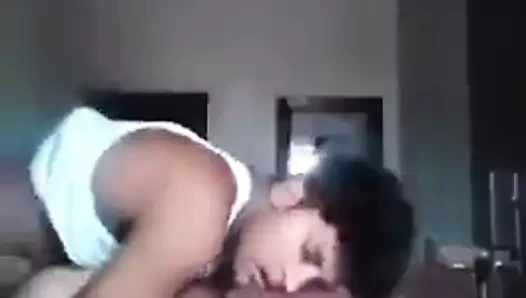 Hint oğlan seks ile desi kız