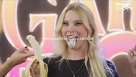 Live Full with Lesbian Sex