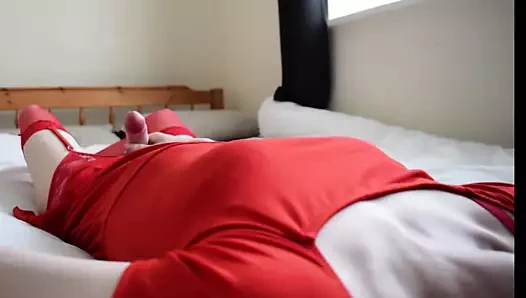 kırmızı iç çamaşırıyla kıvranıyorum