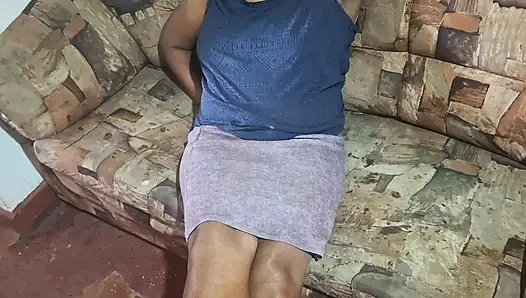 Komşu orta yaşlı seksi kadın sekreter ev yapımı en ateşli video