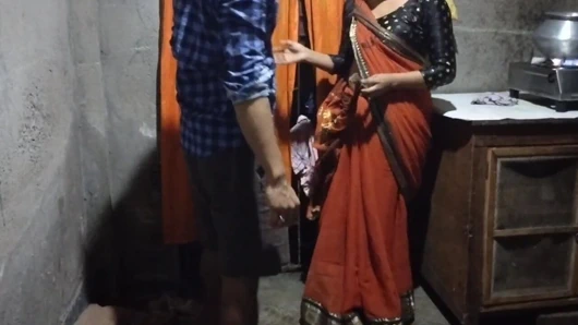 Hintli köylü kadın chudai videosu yeni versiyon