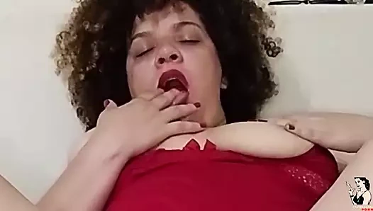 Lays lopes - modelin büyük doğal göğüsleri