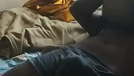 Ateşli desi çift romantik seks yapıyor