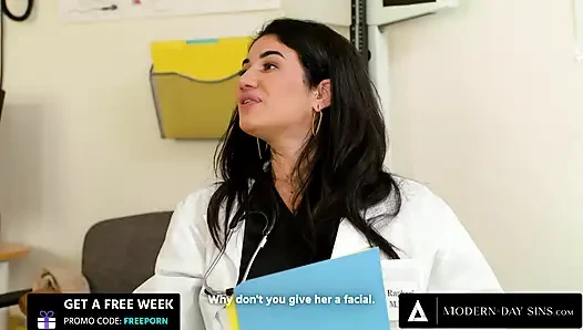 Modern zamanların günahları - 18 yaşındaki Vanessa Vega tıbbi randevu sırasında erkek arkadaşı tarafından sikiliyor