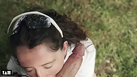 Eski sevgilimle tanıştım ve sonunda tepelerde sakso çekti