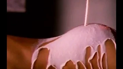 Playmate müzik videosu 1