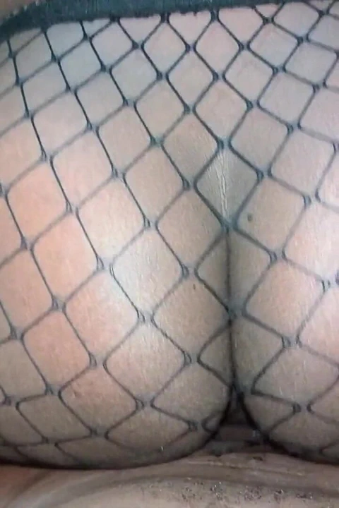 Seksi Abanoz Amatörler, Gece Boyunca Erkek Arkadaşını Baştan Çıkarmak Için Rolünü Oynuyor