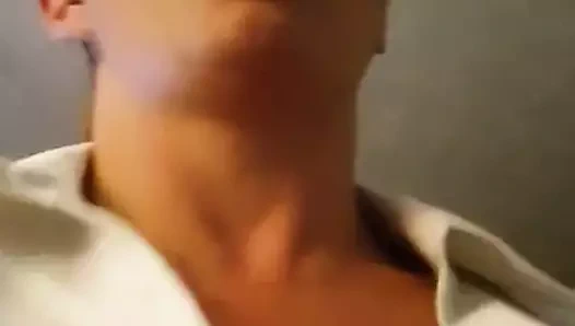 Joanne, seksi İngiliz orta yaşlı seksi sürtük