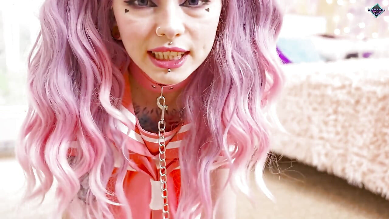 Kawaii Kitty sıkı amına boşalıyor