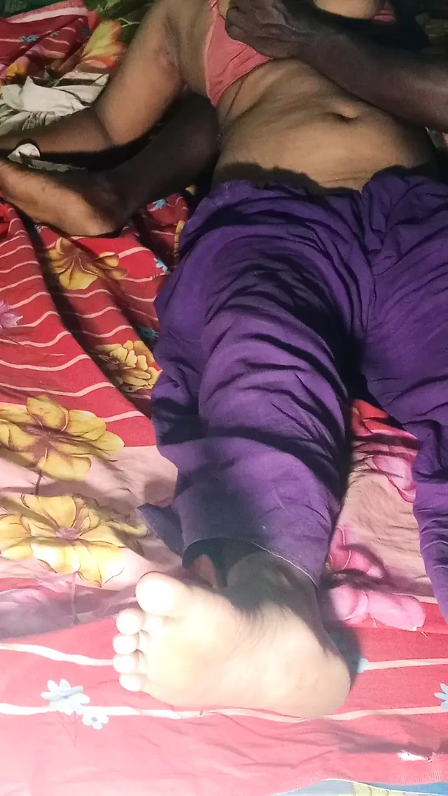 Bangladeşli evli köylü evli kadın Bangladeşli yepyeni köylü çift seks videosu