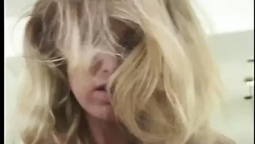 inanılmaz deneyimli sarışın alır hardcore göt ağda