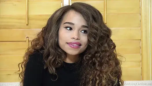 Sana bir şey söylemem gerekiyor