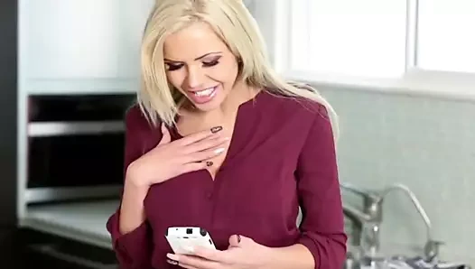 Adım anne üvey oğlu sikikleri