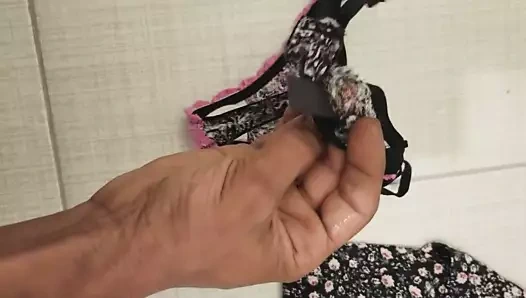 Kız kardeşimin tangasına boşalmak