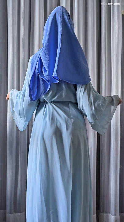 Mavi Abaya'da 👗 tesettürlü Müslüman twerk yapıyor
