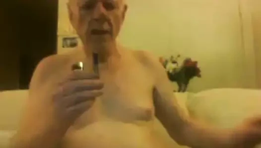 Büyükbaba inme üzerinde web kamerası