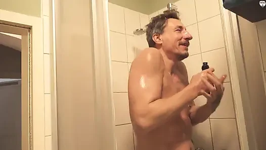 Kahvaltıda Nika Cyberslut ile kinky seks