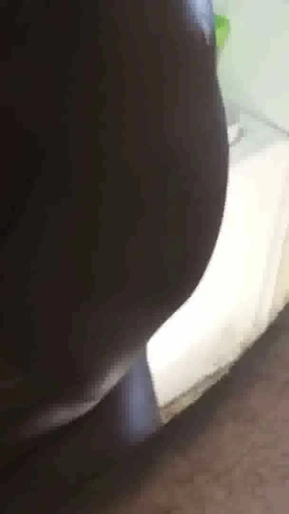 Teksas'ta bir adam - Afro-Amerikan milf oral seks verir ve ağzına boşalmak alır | Klip 1