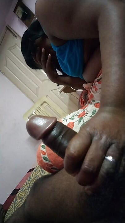 Chennai tamil büyük horoz mastürbasyon ve masaj için ona üvey kardeşi