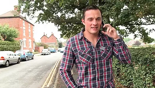 Büyük memeli sarışın Taylor Shay ve Seth Strong seks deneyimini paylaşıyor