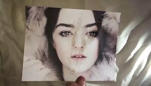 Maisie williams boşalmak haraç 12
