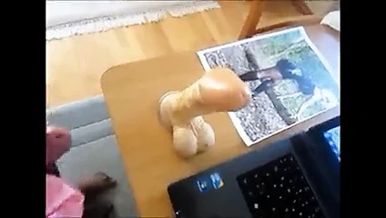 Danke Herrin Yvonne dass ich fuer euch spritzen darf