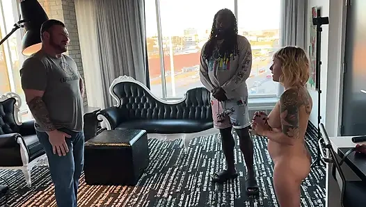 Sinsi orta yaşlı seksi kadın yakalanıyor