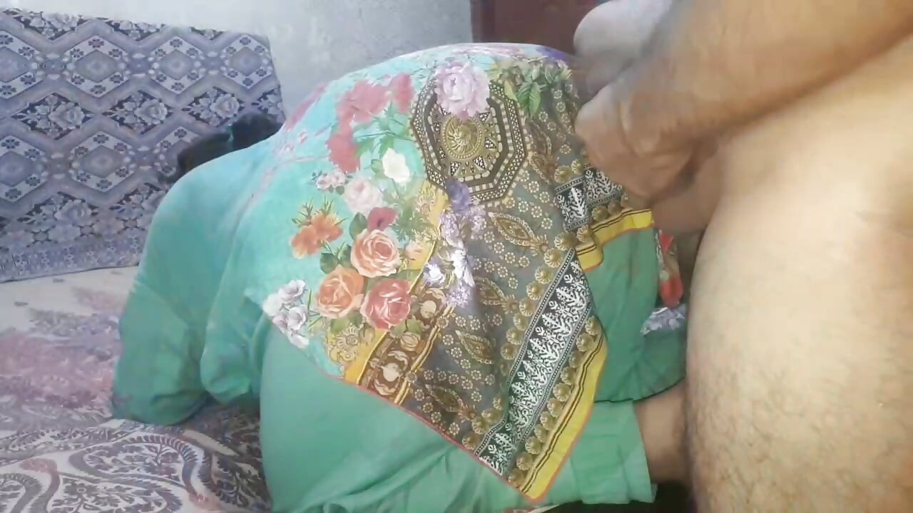 Lütfen beni kıçından ilk kez becer
