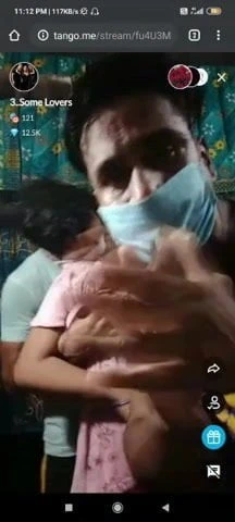 Tango canlı sürtme göğüsler üzerinde canlı kamera