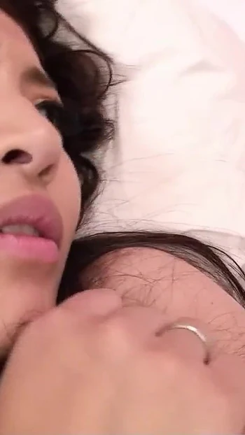 Эпический момент из "анала и многократного кримпая японской девушки с маленькими сиськами в гэнгбэнге без цензуры"