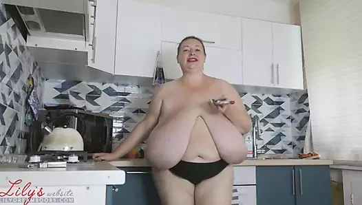 Büyük memeler merak lilydreamboobs