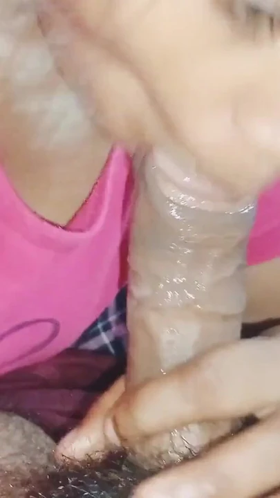 Ключевой момент из "Сперма в рот индийской бхабхи, минет, сосу большой хуй сводного брата"