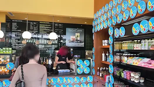 Sevimli Asyalı Kızla Sokak Röportajı Sert Otel Sikişiyle Bitiyor