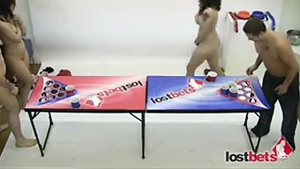 Strip bira pong vs franco,holly,dick &amp; zayda bölüm 2