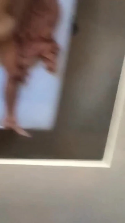 Kolombiyalı paisa çiftinin gerçek amatör seksi: ateşli barbie bebek yarağa biniyor | Klip 1