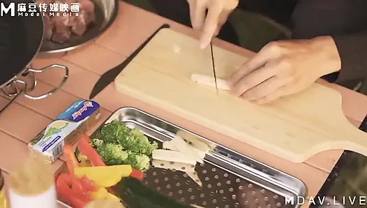 MTVQ19-EP2 Vahşi günde çiğin ilk günü2/Güneşte orman topu