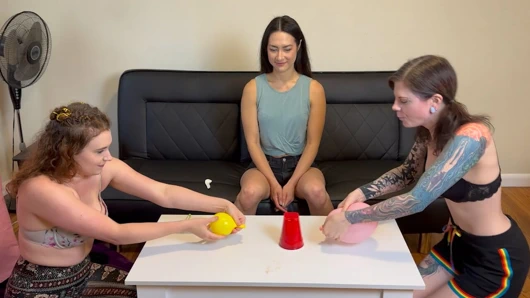 Balon patlatmak bir öğleden sonrayı geçirmenin güzel bir yoludur