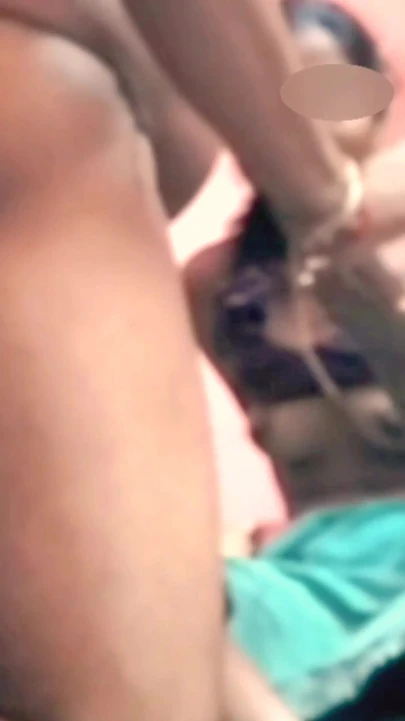 Tamil desi kocasının genç hizmetçi sakso, elle muamele ve dudak öpücüğü karısı uzaktayken bölüm 3! Indianhotwifex