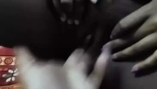 Desi gf parmak sikme hindi