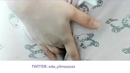 MASTURBATE WITH PAJAMAS- RUBBING PUSSY WITH PAJAMAS- CAMELTOE