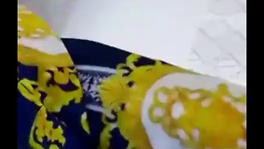 Arkadaşının Müslüman karısı eve aradı ve zevk ve göt