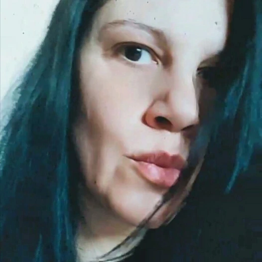 Beni dinle işe yaramaz köle