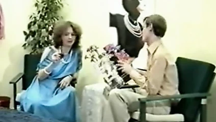 vintage hamile ile harika göğüsleri