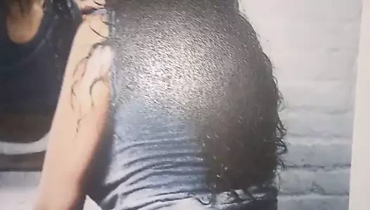 Cum üzerinde rhianna