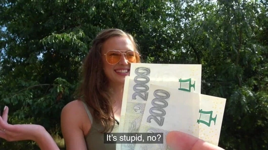 Kamu ajan sıcak 19 yaşındaki sikme yapar mükemmel göğüsler sıçrama