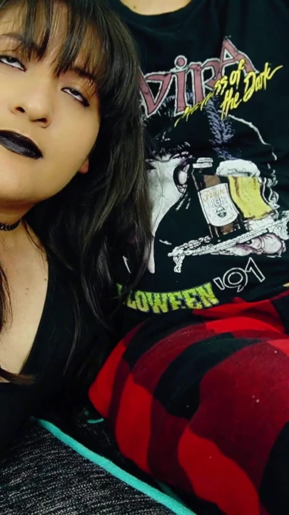 Gotik üvey anne ile film gecesi