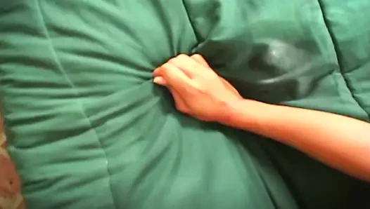 minyon Asya güzellik alır tüm delikler gergin tarafından beyaz horoz