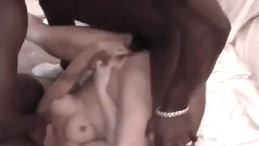 Büyük zenci yarağı bağımlılığı -% 100 amatör ve ev yapımı porno videoları. Orta yaşlı seksi kadınlar büyük zenci yarağı bağımlısı